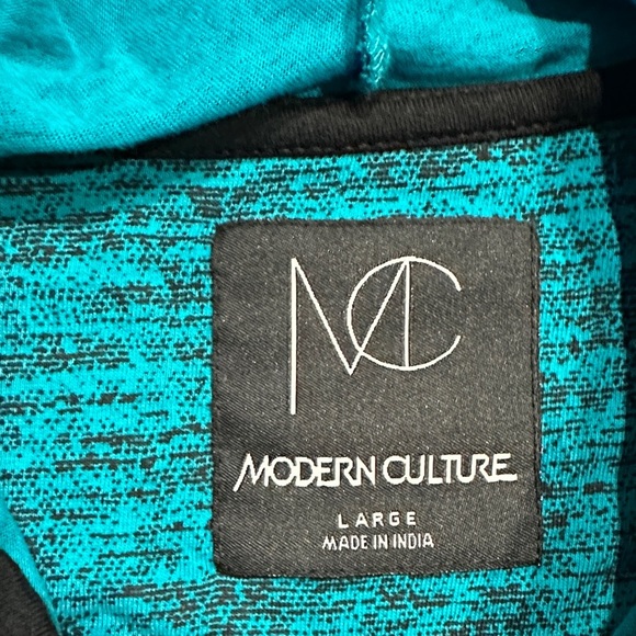 LIMITED TIME $5 ITEM!! MC Blue Hooded Men's Sweatshirt - Picture 2 of 3